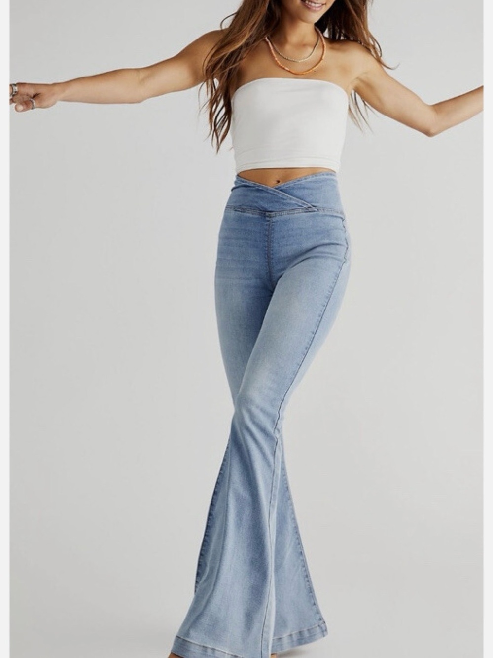 NWT FREE PEOPLE Venice Beach Wrapped Over Flare Jeans In Spring Blue 26